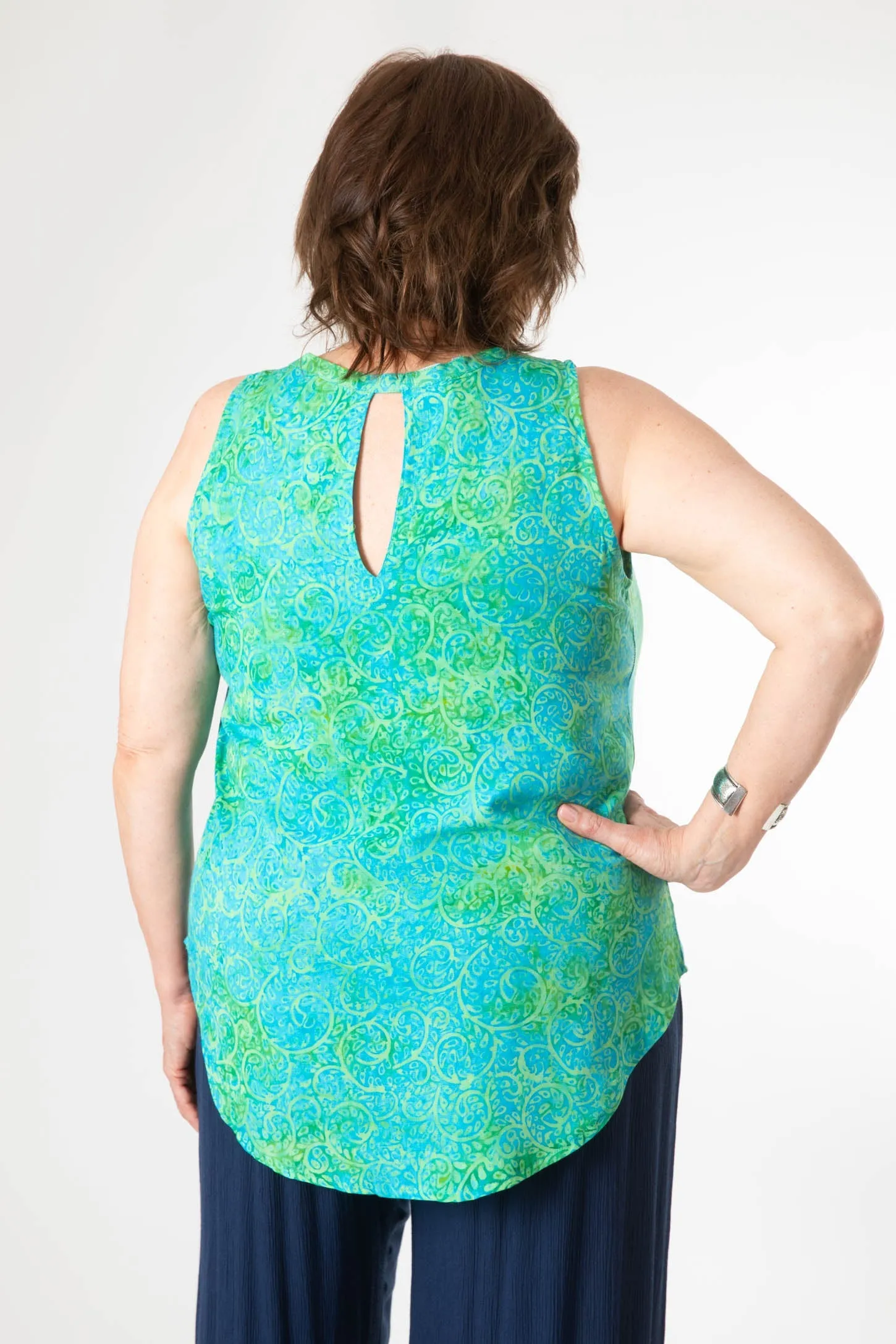 Kali Batik Keyhole Tank