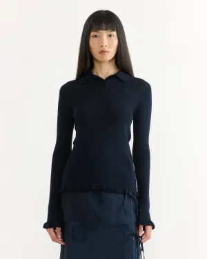 Oda Top in Navy
