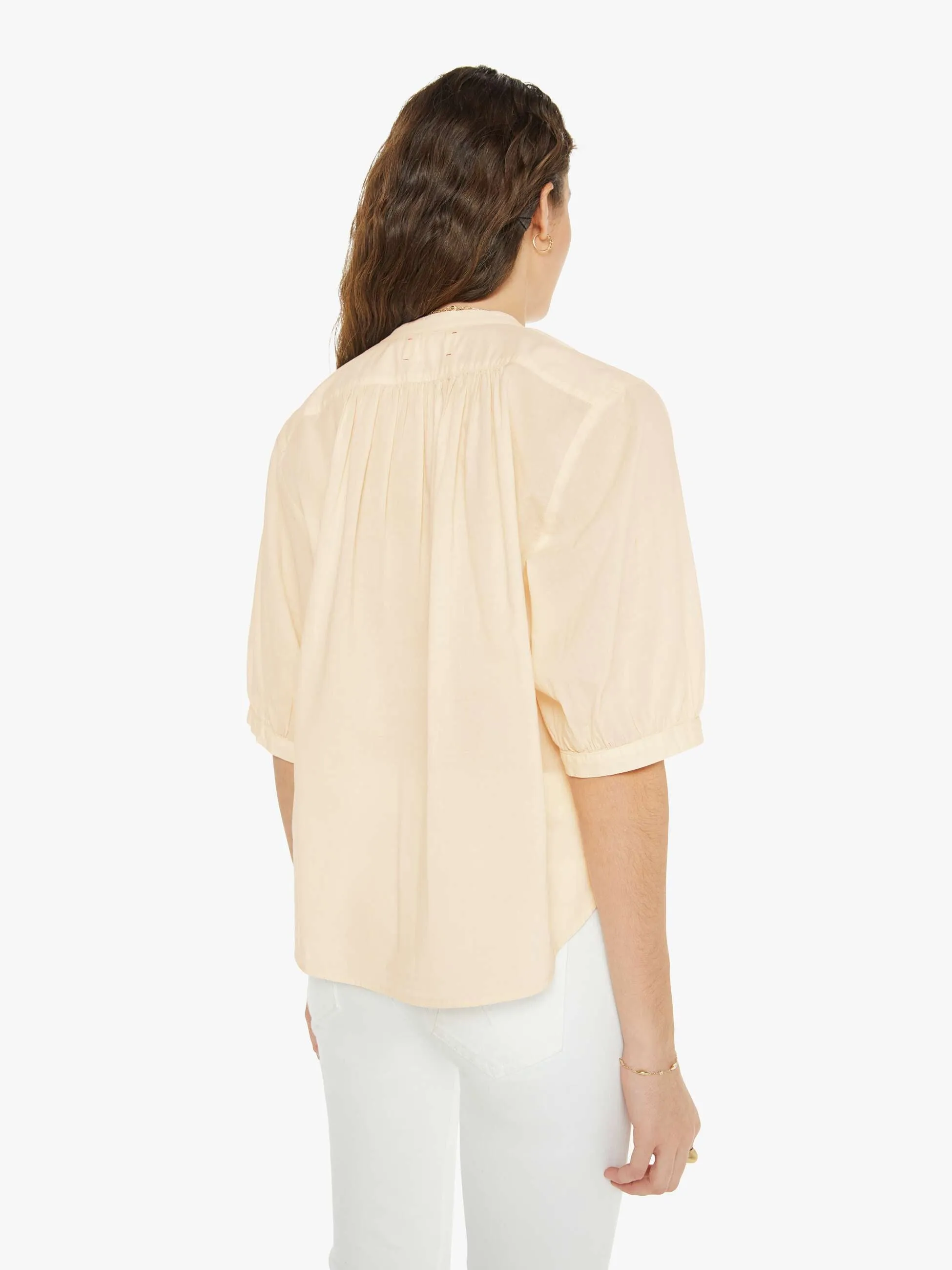 XiRENA Chandler Shirt - Cream Peach